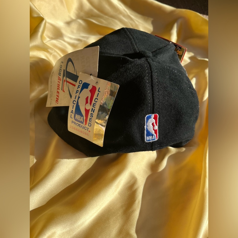 NBA 1997 Chicago Bulls Black Champions Embroidered Hat with Red and Gold Accents - Picture 6 of 6